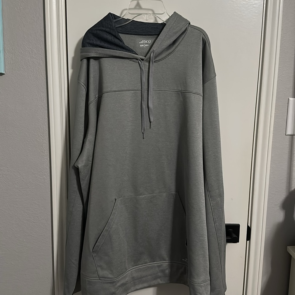 BCG Gray Sweatshirt Classic Pullover with front pocket 100% soft polyester gray - Picture 2 of 4